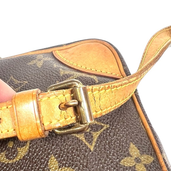 SOLD! Louis Vuitton Trocadero 23 Shoulder/Crossbody Bag - Picture 10 of 16